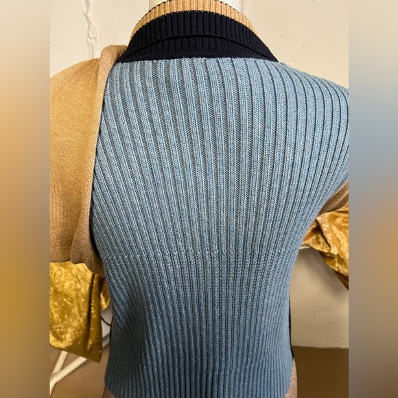 Turn Back Cardigan -Cabi - Picture 3 of 5